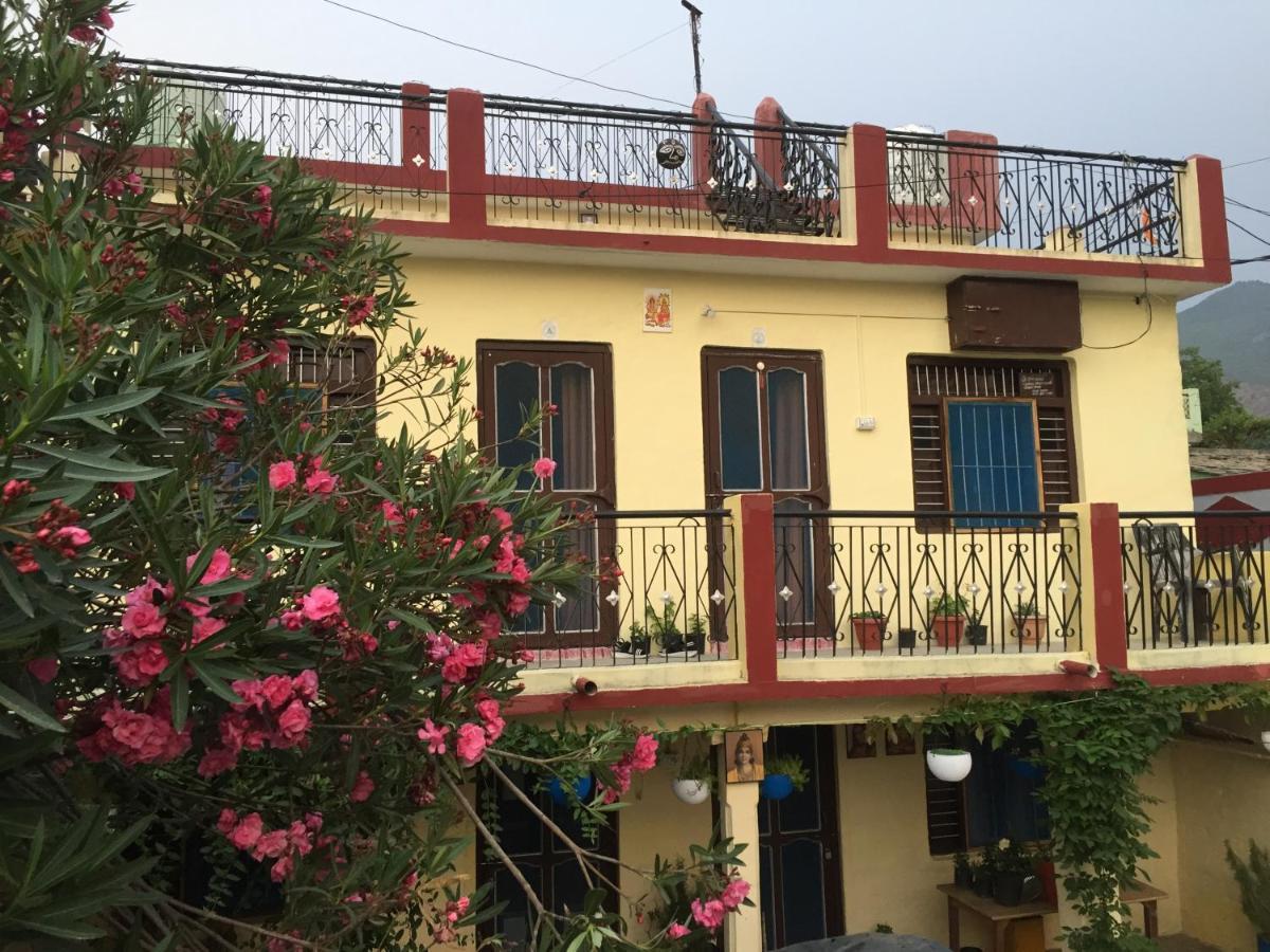 Katyuri Kings Divine Stay- Babaji'S Cave Dwarahat Exterior photo